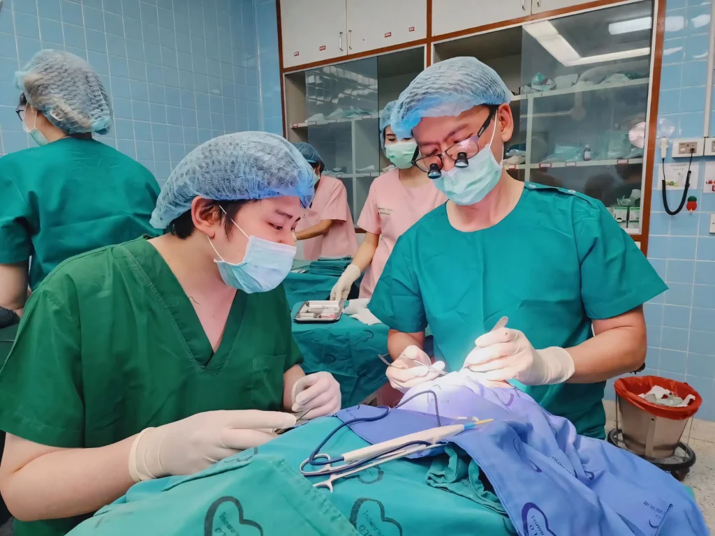 Jaturong ผ่าตัด 9 (Web H)